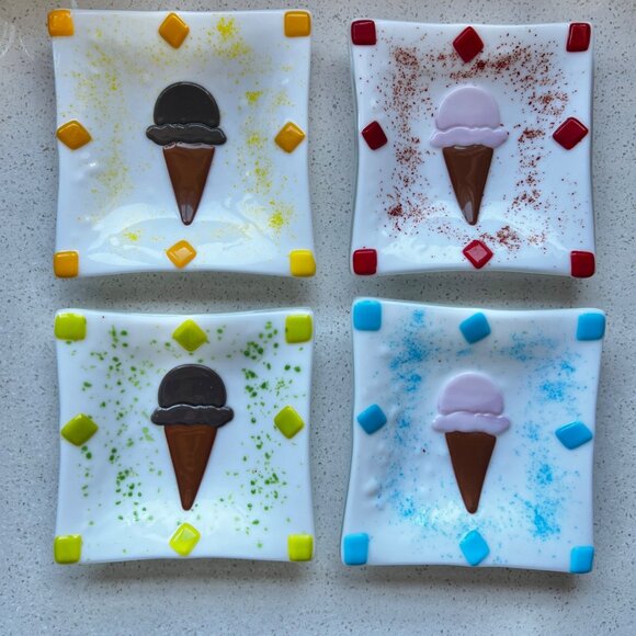 Handmade Other - Set Of 4 Handcrafted Fused Glass Ice Cream Bowls With Colorful Borders